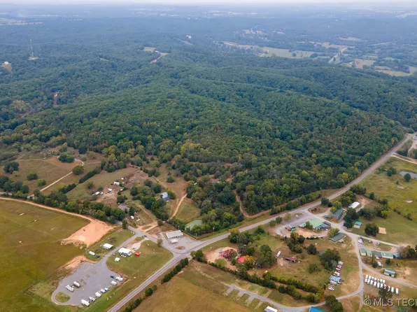 21088 E Steely Hollow Rd, Tahlequah, OK 74464