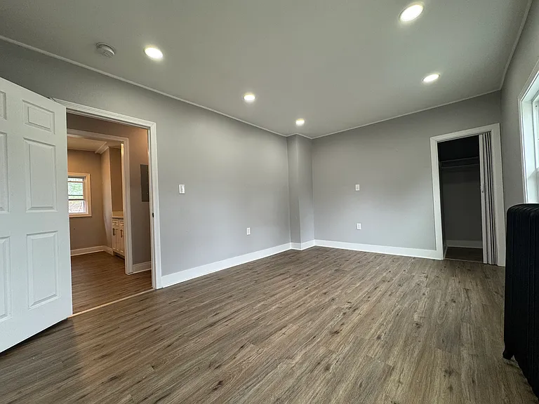 454 N Main St #3 — Photo 11
