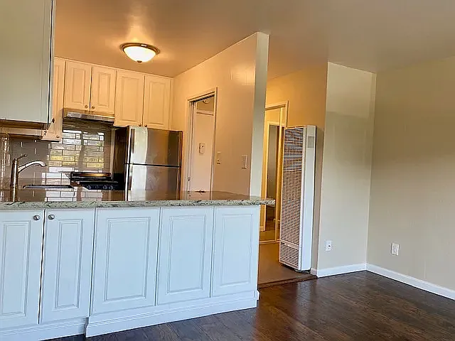 300 Oxford Way #4 — Photo 5