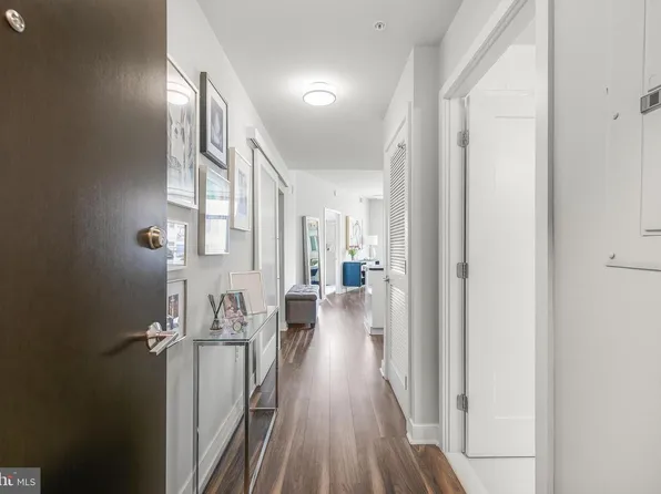 460 New York Ave NW Unit 607, Washington, DC 20001