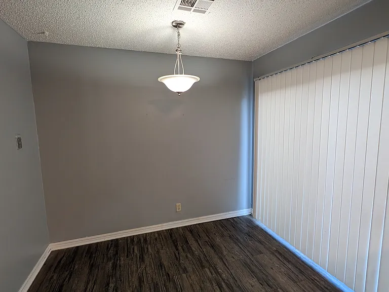 122 Crystal Cir #122 — Photo 6