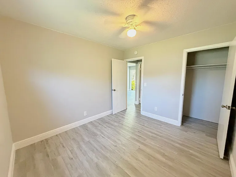 809 2nd St #2 — Photo 9
