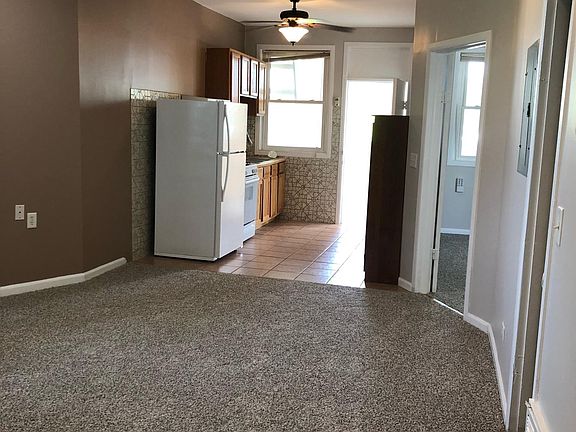 3rd image of 2455 N Milwaukee Ave APT 3R