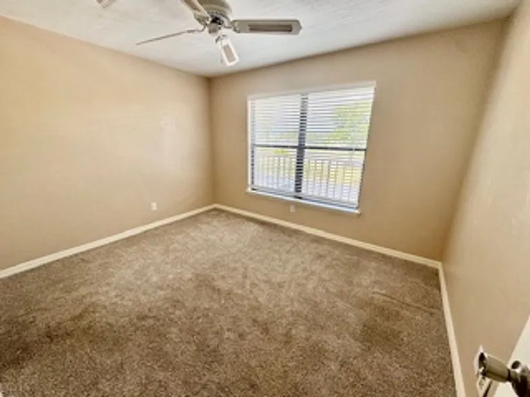 16805 Davis Rd #123 — Photo 8