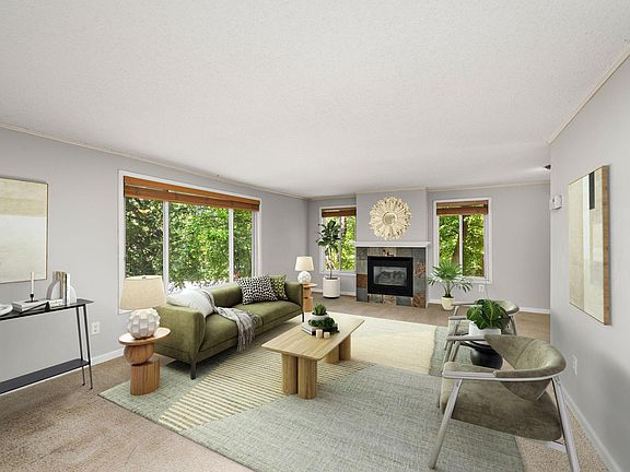 4th image of 5200 Greenwood Cir