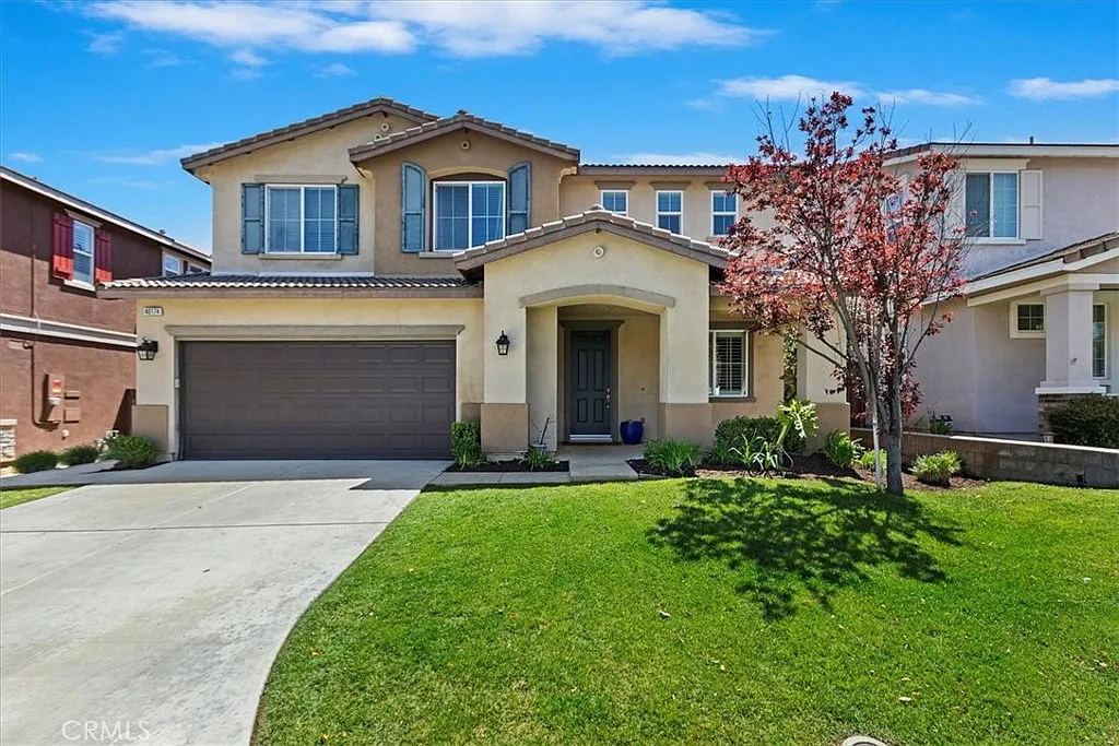 4 bed, 2788 sqft, $3,695 — Photo 1
