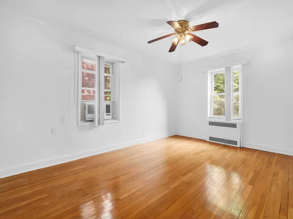 1620 Avenue I image 9 of 14