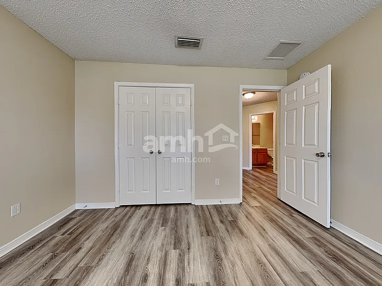 9215 Hawkeye Dr — Photo 19