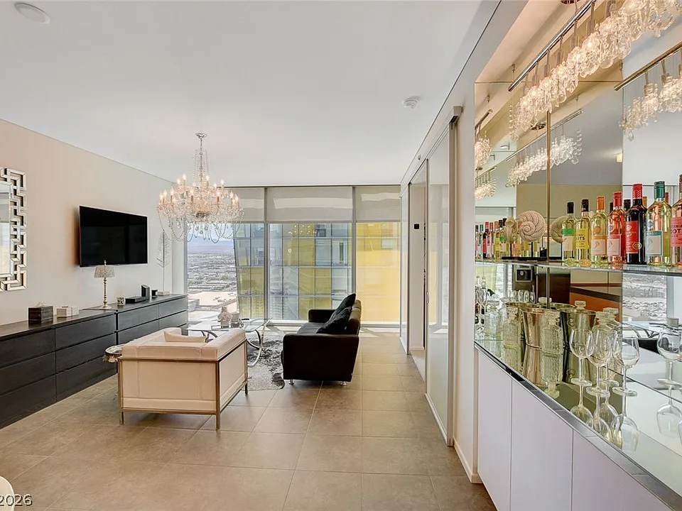 3722 Las Vegas Blvd S #2608