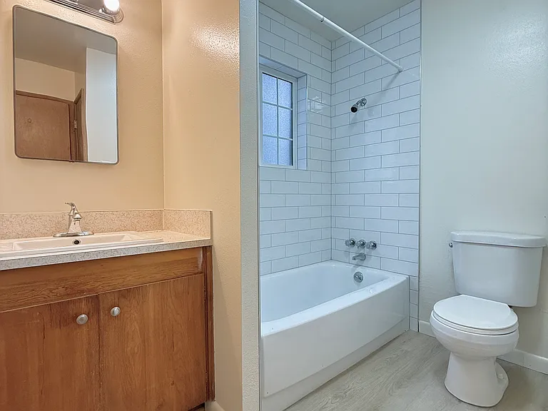 601 S Jackson Ave #5 — Photo 8