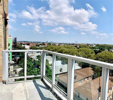 Rented by Zjama Realty Corp | media 6