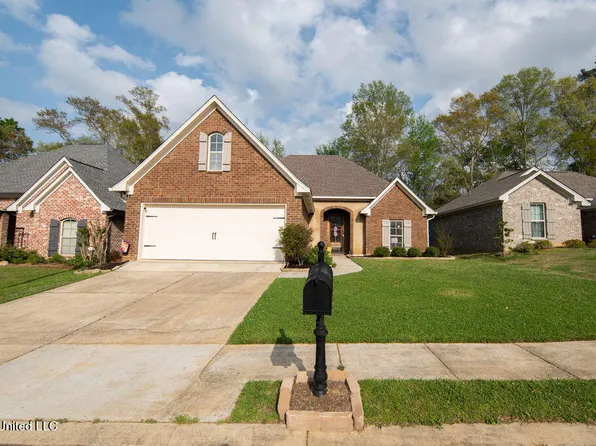 2039 Pebble Creek Dr, Brandon, MS 39042