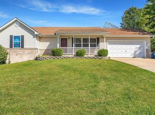 7737 Meadow View Cir, Union, MO 63084