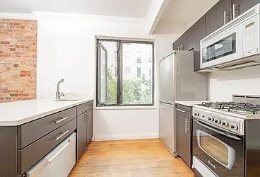 Rented by Living New York