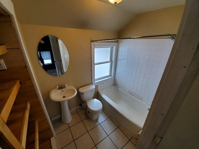 922 N 13th Ave E — Photo 13