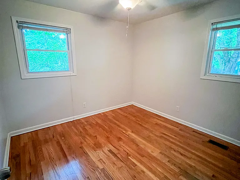 1026 Oakland Ave #1026 — Photo 11