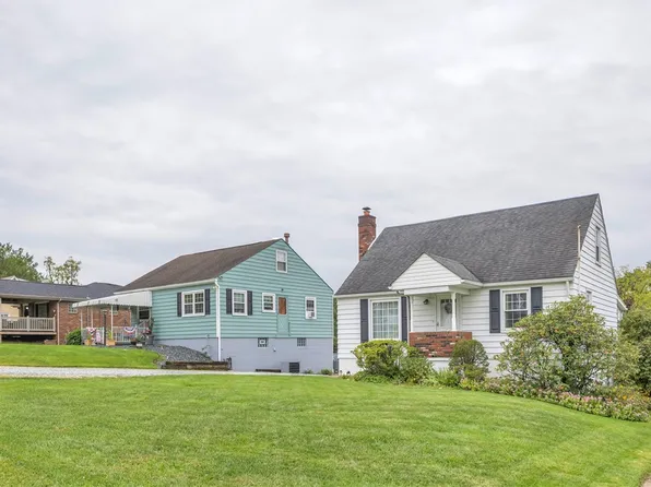 1824 Highland Ave, Irwin, PA 15642