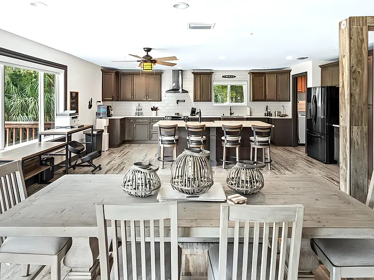 12151 Old Indiantown Rd — Photo 22