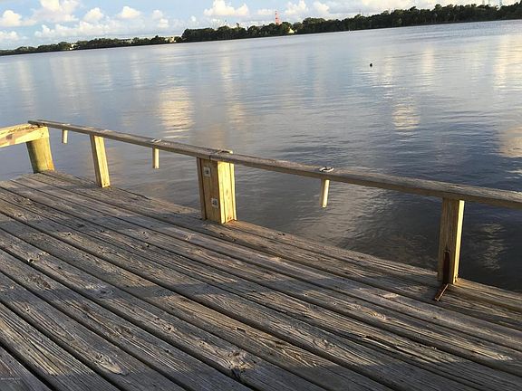 5th image of 5404 Heckscher Dr