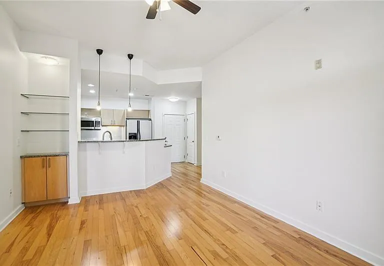 390 17th St NW #6009 — Photo 5