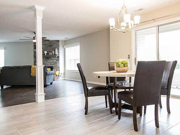 Dining Room / Living Room