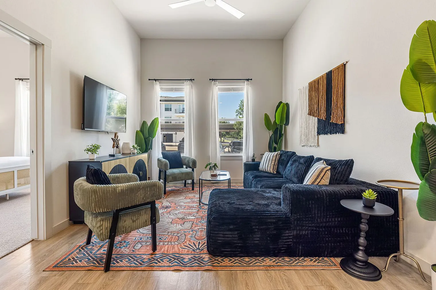2 bed, 2.0 bath, 1108 sqft, $4,500 — Photo 4