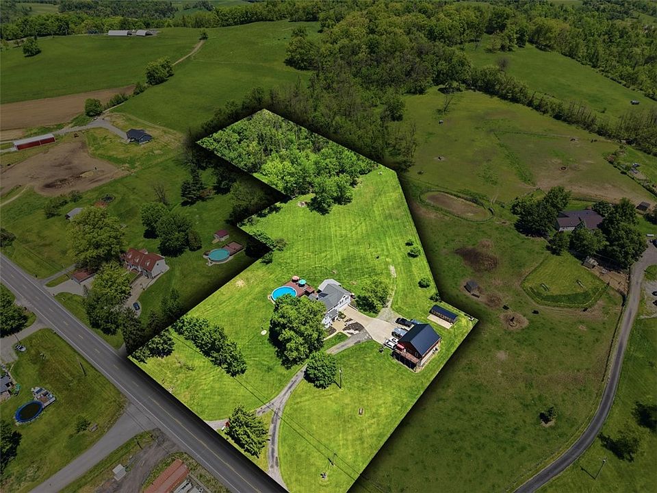 1st image of 2976 Henderson Rd