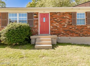 120 Franklin Ave, La Grange, KY 40031