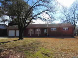 1113 Betty St SW, Decatur, AL 35601