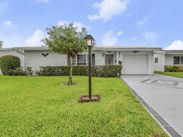 2006 SW Golf Lane, Boynton Beach, FL 33426