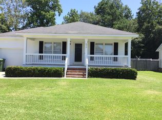 632 Garden Hills Dr, Florence, SC 29505