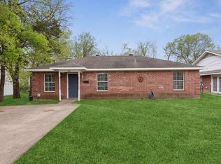 806 E College St, Terrell, TX 75160