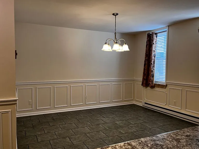 283 Orchard St #1 — Photo 4