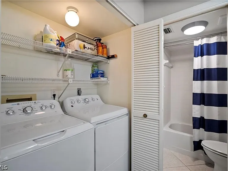 7430 Lake Breeze Dr #402 — Photo 14
