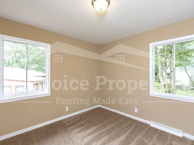 405 Cheri Ln — Photo 17