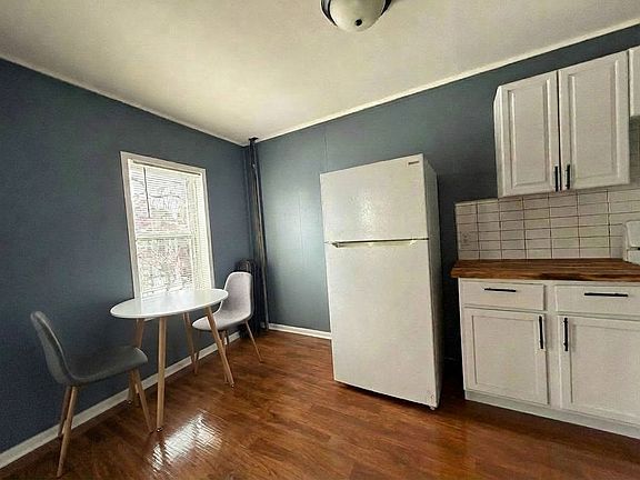 3rd image of 348 Maria Ave #11251037