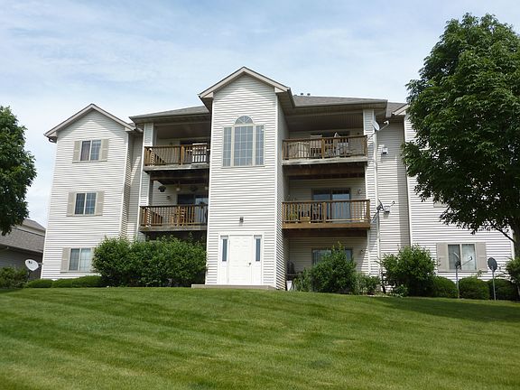 2nd image of 2875 Coral Ct