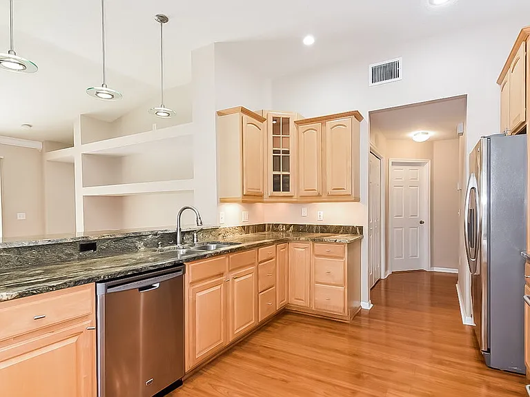 30035 Morningmist Dr — Photo 7