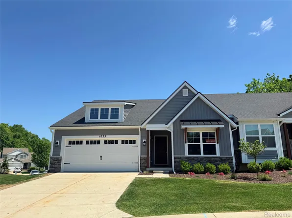 1025 Camellia Cir #41, Howell, MI 48843