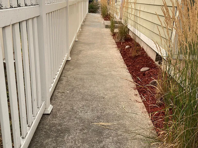 17 7th Ave W #200 — Photo 8