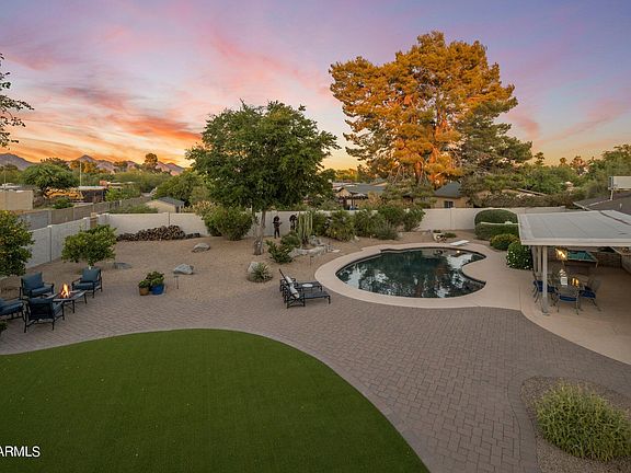 5th image of 6826 E Larkspur Drive