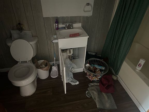 4th image of 1030 Thornton Ave #2TAA