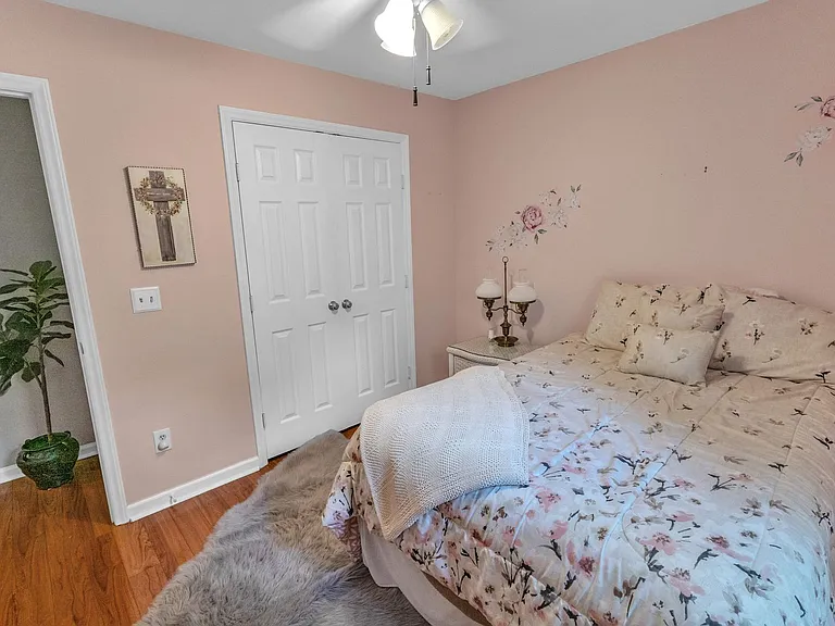 265 Okehampton Dr — Photo 12
