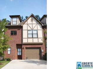 320 Amber Ln, Hoover, AL 35226