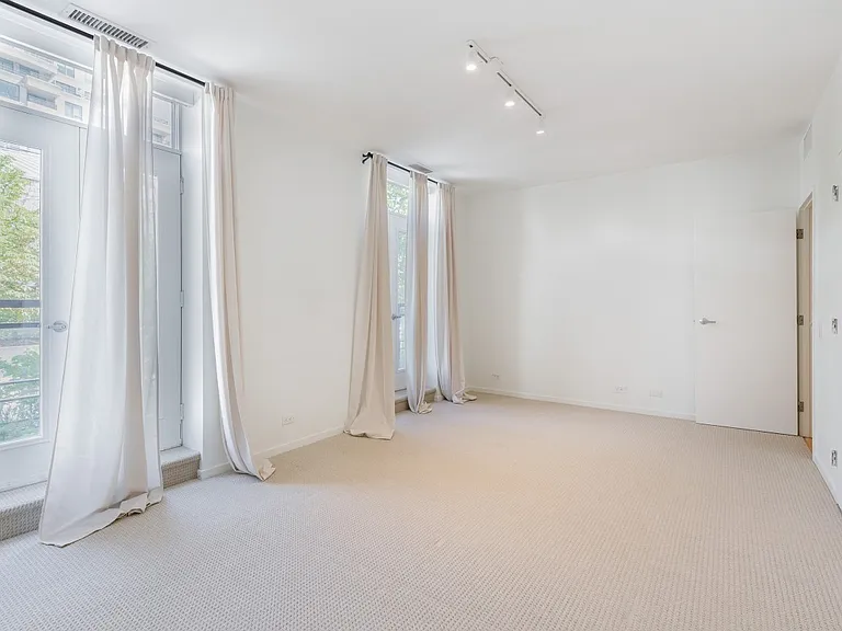 33 Price St #3 — Photo 19