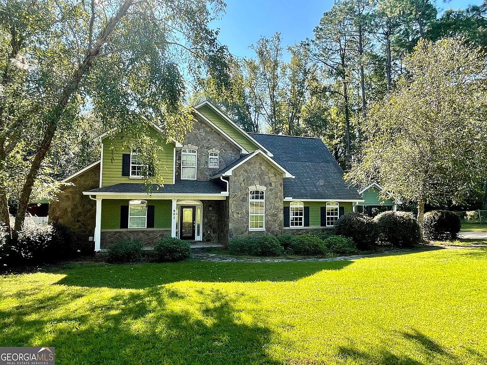 1st image of 801 E Grossman Dr