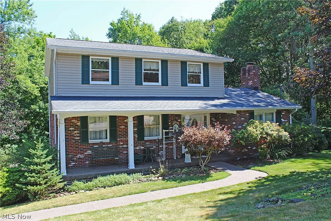 245 Sharon Dr photo 1