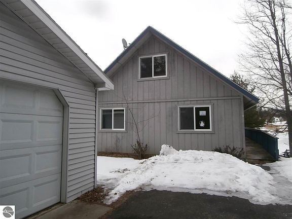 5th image of 3307 S Ogemaw Trl