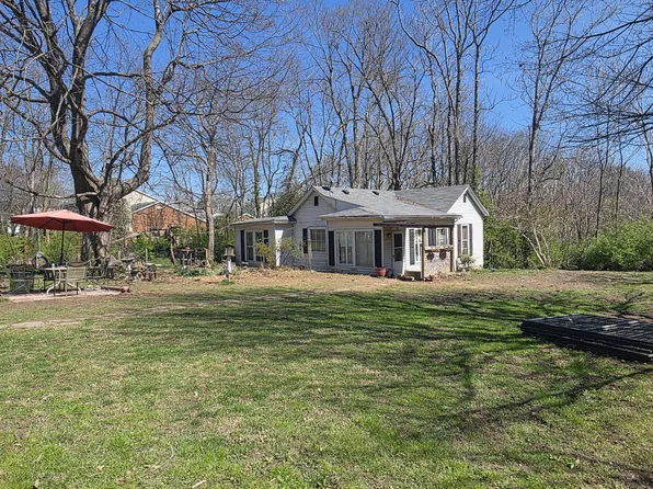 543 Adams St, Danville, KY 40422