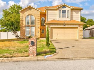 1732 Mall Cir, Fort Worth, TX 76127